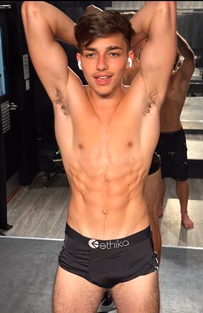 thumbnail for Braden Sherota featured on JustTheGays - amateur gay porn from OnlyFans, JustForFans, GayForFans