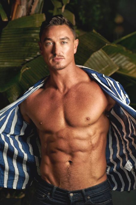 thumbnail for Cade Maddox featured on OnlyGays - amateur gay porn from OnlyFans, MyVidster, GayForFans