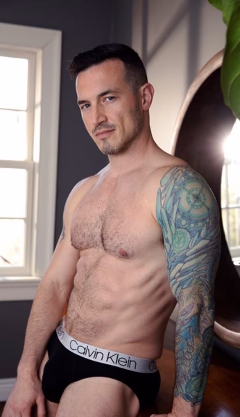 thumbnail for Derek Kage featured on JustTheGays - amateur gay porn from OnlyFans, JustForFans, GayForFans