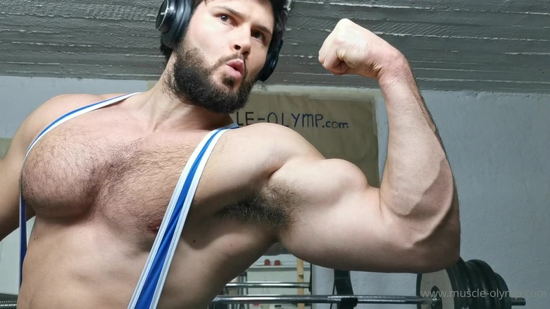 OnlyGays thumbnail for Showing off my muscles in my wrestling singlet – BeastMuscleShow - amateur gay porn from OnlyFans, MyVidster, GayForFans and more! -