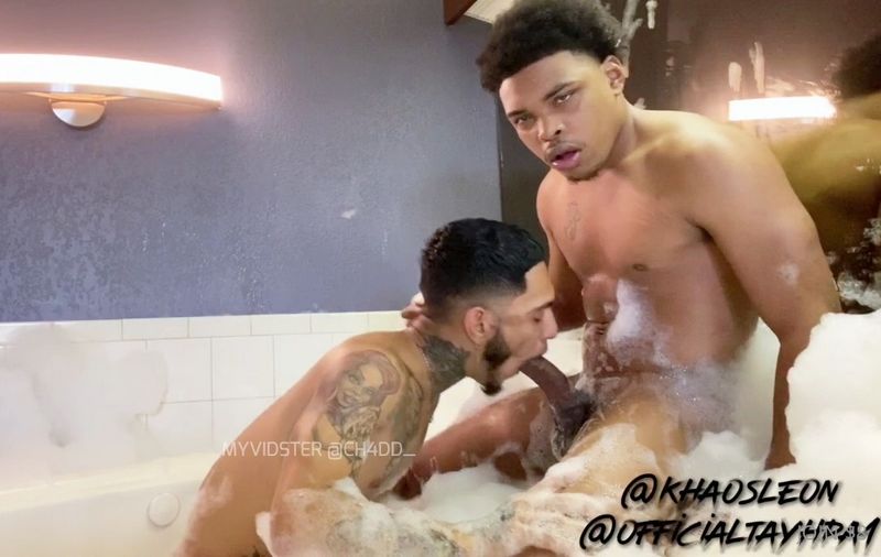 JustTheGays thumbnail for Khaos Leon and Officialtay have oral sex in a hot tub  – Onlyfans - amateur gay porn from OnlyFans, MyVidster, GayForFans and more! - Oral