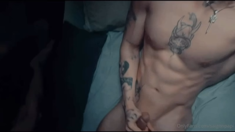 JustTheGays thumbnail for Jerking off in bed and shooting a big load over my abs – Tommy Van (Saigonpapi) - amateur gay porn from OnlyFans JustForFans GayForFans - 