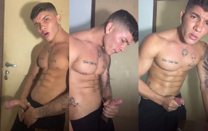 JustTheGays thumbnail for Lobinhodanoite jerks off - amateur gay porn from OnlyFans, MyVidster, GayForFans and more! - 