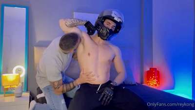 JustTheGays thumbnail for Rey Kong and Daviiidxxx – worshipping - amateur gay porn from OnlyFans, MyVidster, GayForFans and more! - Worship