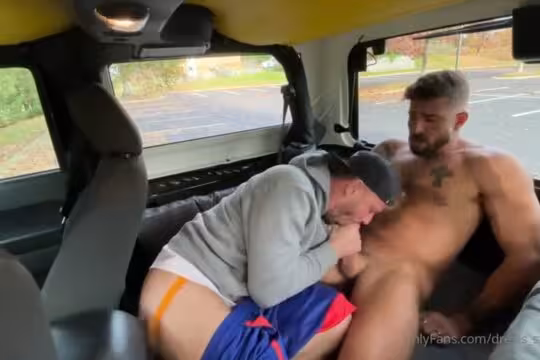 JustTheGays thumbnail for Gunnar Joseph drews_story615 gives Sean Maygers SeanMaygersXXX a blowjob - amateur gay porn from OnlyFans JustForFans GayForFans - 