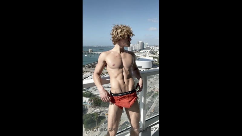 JustTheGays thumbnail for Flexing while showing off my young fit body – Owen Lindberg (sunshinesmile99) - amateur gay porn from OnlyFans, MyVidster, GayForFans and more! - video