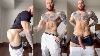 OnlyGays thumbnail for Alejandro Belmont jerks his massive cock - amateur gay porn from OnlyFans, MyVidster, GayForFans and more! - 