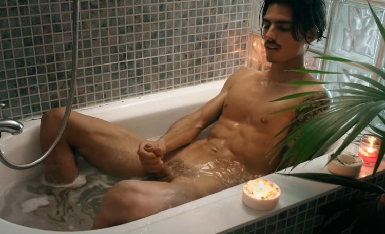 OnlyGays thumbnail for lejames jerks off in the tub - amateur gay porn from OnlyFans, MyVidster, GayForFans and more! -