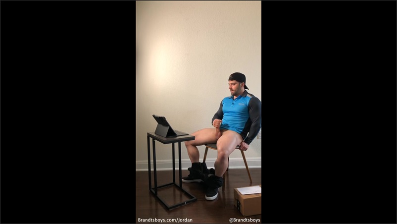 JustTheGays thumbnail for Jerking off and cumming over my uniform Delivery guy role play JordanxBrandt - amateur gay porn from OnlyFans, MyVidster, GayForFans and more! - Jerk Off