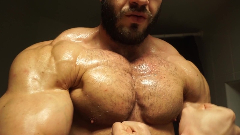 JustTheGays thumbnail for Rubbing oil over my muscular chest – Savin Pascu (savihot) - amateur gay porn from OnlyFans, MyVidster, GayForFans and more! - Solo
