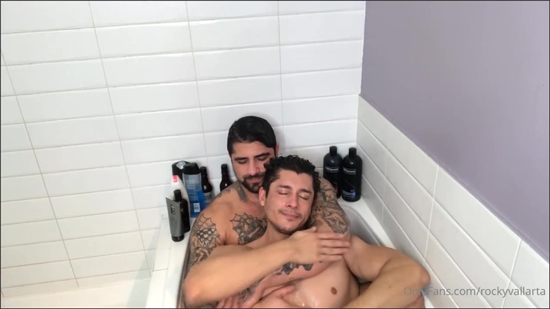 OnlyGays thumbnail for Rocky Vallarta (rockyvallarta) and Ryan Bones – blowjobs in the bathtub - amateur gay porn from OnlyFans, MyVidster, GayForFans and more! -
