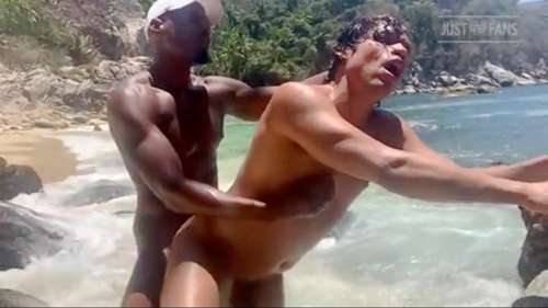JustTheGays thumbnail for Rhyheim Shabazz fucks Alejandro Castillo on the beach - amateur gay porn from OnlyFans, MyVidster, GayForFans and more! - Anal, Outdoor