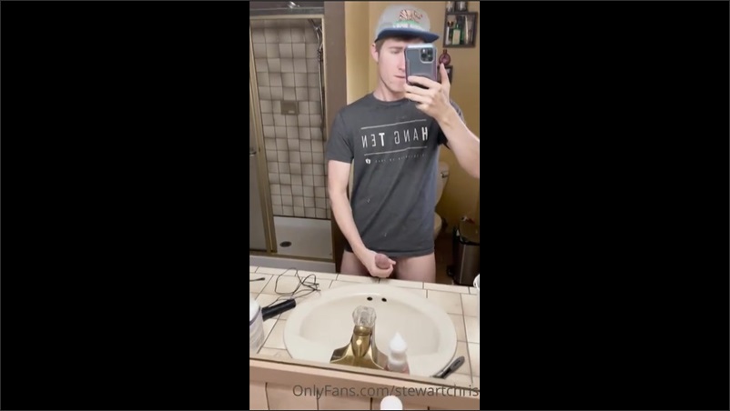 OnlyGays thumbnail for stewartchris jerks off in the bathroom - amateur gay porn from OnlyFans, MyVidster, GayForFans and more! - 