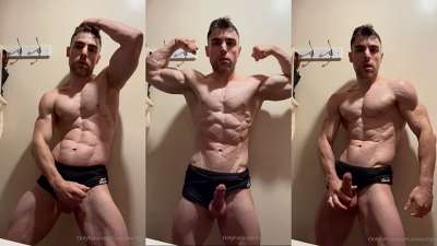 JustTheGays thumbnail for Mario Vertigo (Alex Schaikovsky) flexes and jerks off - amateur gay porn from OnlyFans, MyVidster, GayForFans and more! -