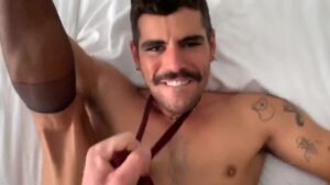 OnlyGays thumbnail for TenInchTopX fucks Valentin Amour - amateur gay porn from OnlyFans, MyVidster, GayForFans and more! - 