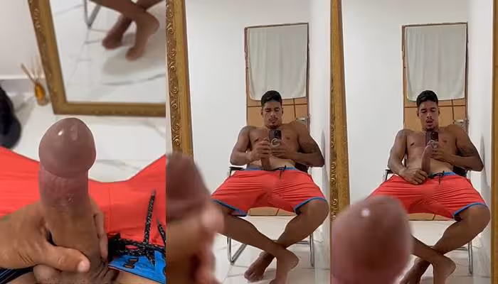 thumbnail for Bernardo Salles (Diferenciado) jerks off in the mirror