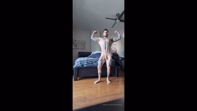 JustTheGays thumbnail for Doing a quick nude workout and showing off my muscles – Michael Hoffman (mikehoffman1023) - amateur gay porn from OnlyFans JustForFans GayForFans - 