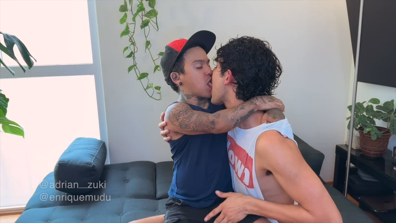 JustTheGays thumbnail for Tiny guy takes a massive cock - enriquemudu & adrianzuki - amateur gay porn from OnlyFans JustForFans GayForFans - 