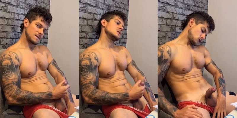 JustTheGays thumbnail for Jacked stud jerks off - amateur gay porn from OnlyFans JustForFans GayForFans - 