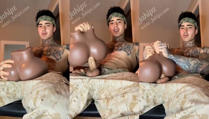 JustTheGays thumbnail for Jake Andrich (Jakipz) talks to you as he fucks his toy - amateur gay porn from OnlyFans, MyVidster, GayForFans and more! - Toys