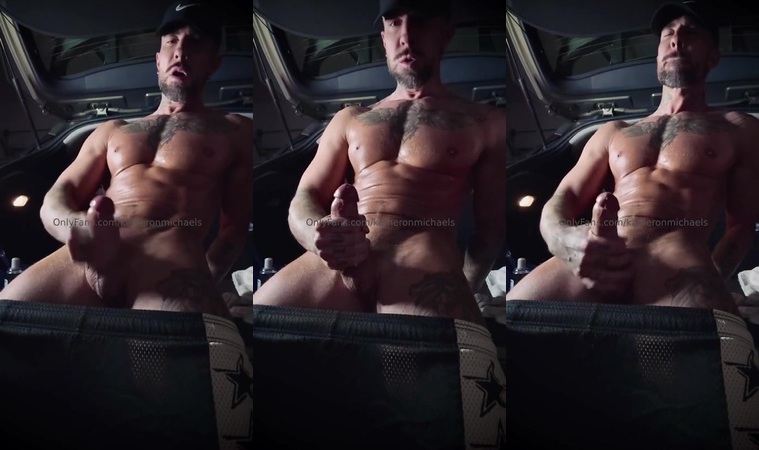 JustTheGays thumbnail for Quick late night jerk off outdoors – Kameron Michaels (kameronmichaels) - amateur gay porn from OnlyFans, MyVidster, GayForFans and more! - Jerk Off, Muscle, Outdoor, Solo