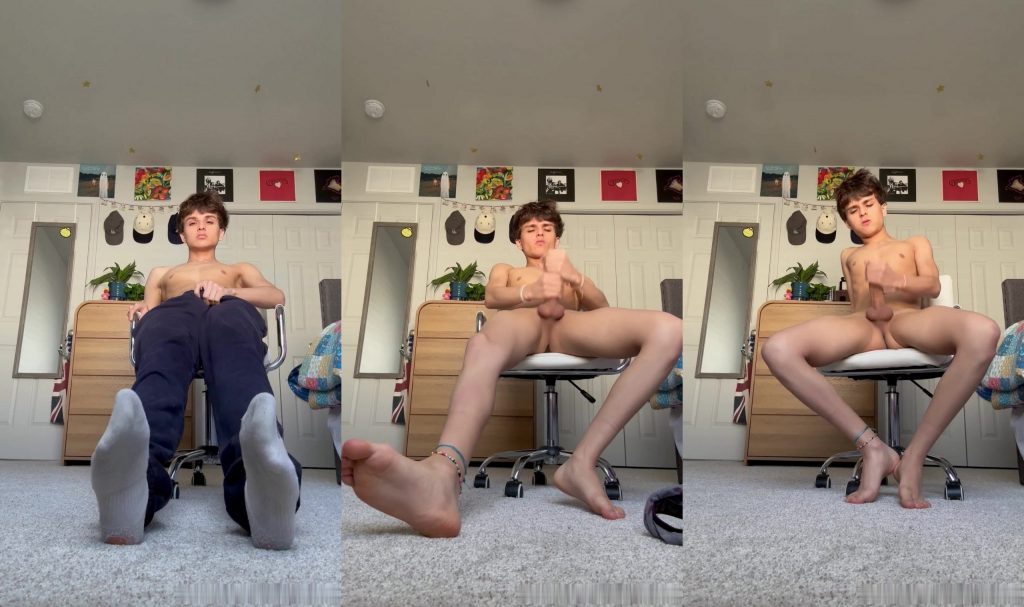 JustTheGays thumbnail for Hung twink Sawyersroom jerks off - amateur gay porn from OnlyFans, MyVidster, GayForFans and more! - Jerk Off, Young & Twink, Big Cock