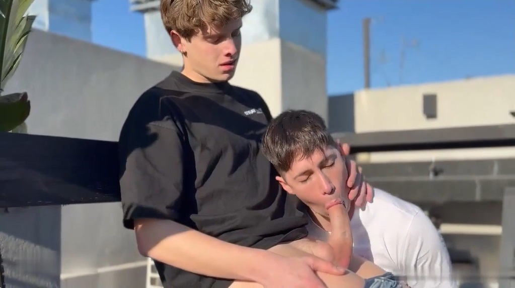 JustTheGays thumbnail for Feli Adriano, Twunk0pop – a blowjob on the rooftop before we fuck - amateur gay porn from OnlyFans, MyVidster, GayForFans and more! - Outdoor, Oral, Anal, Young & Twink