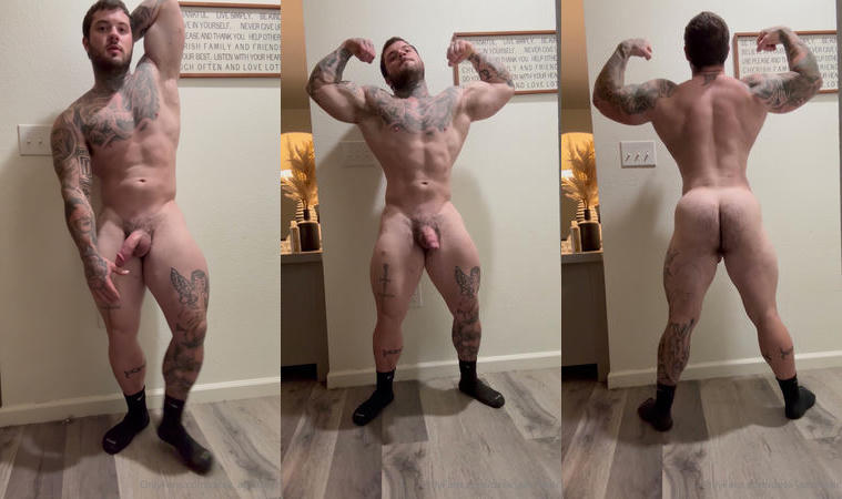 OnlyGays thumbnail for Showing off my jacked body after a workout – Derek Martin (Deek Aesthetic) - amateur gay porn from OnlyFans, MyVidster, GayForFans and more! - Muscle, Solo