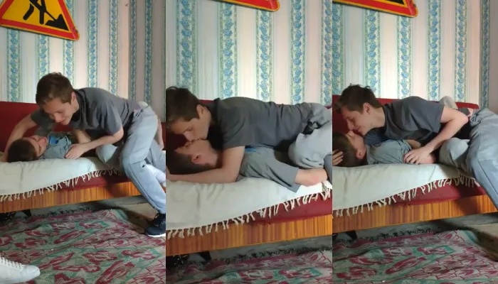 OnlyGays thumbnail for Brosfromrus – waking him up with tongue - amateur gay porn from OnlyFans, MyVidster, GayForFans and more! - Young & Twink