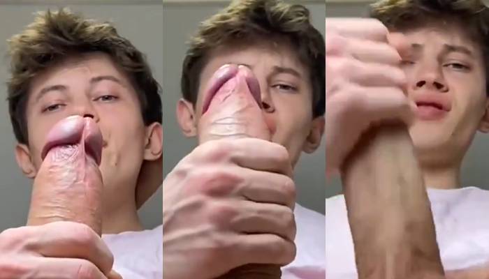 JustTheGays thumbnail for Twink jerks his cock above you - amateur gay porn from OnlyFans, MyVidster, GayForFans and more! - Jerk Off, Solo, Young & Twink